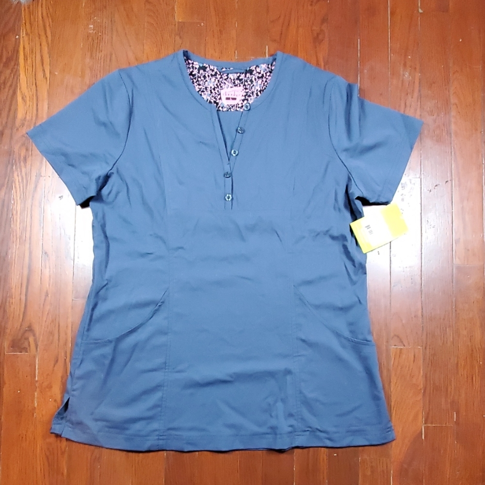 Dansko gilda scrub top